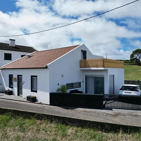 Nascer Do Sol Retreat Conceicao (Sao Miguel)